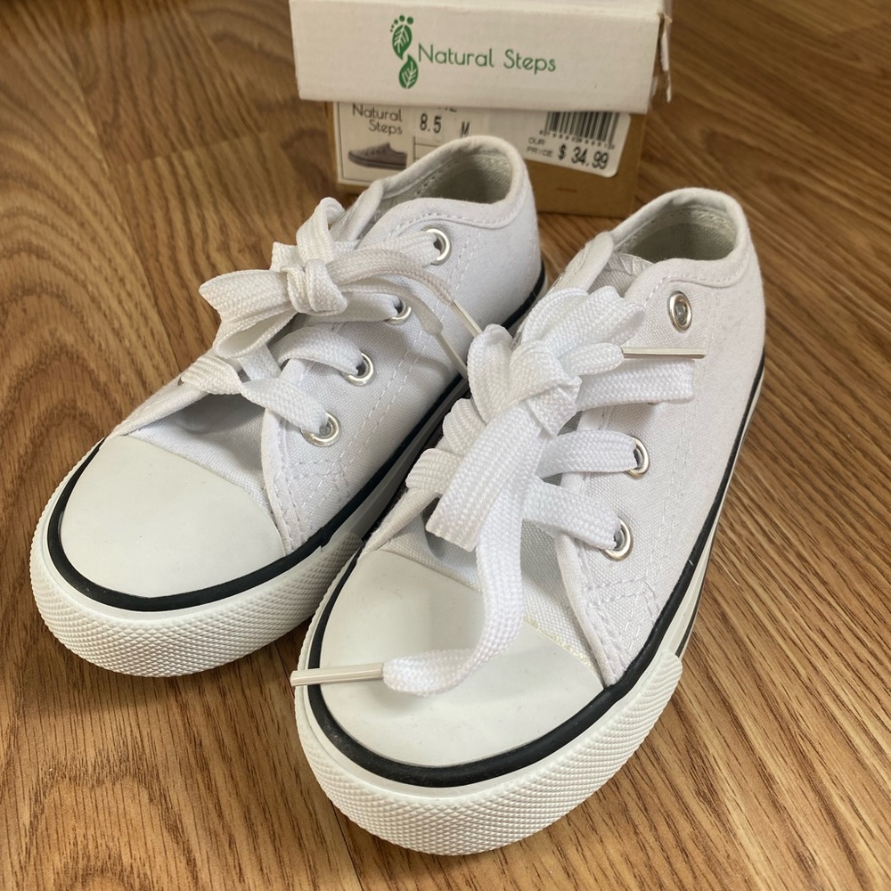 Natural steps toddler 8.5 sneakers